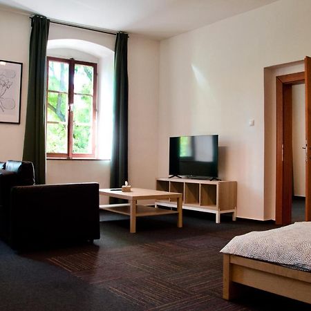 Elephants Apartments Братислава Екстериор снимка