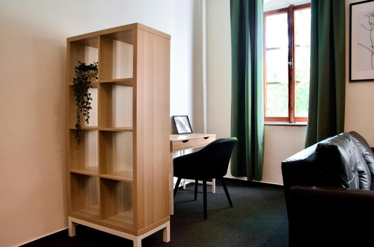 Elephants Apartments Братислава Екстериор снимка