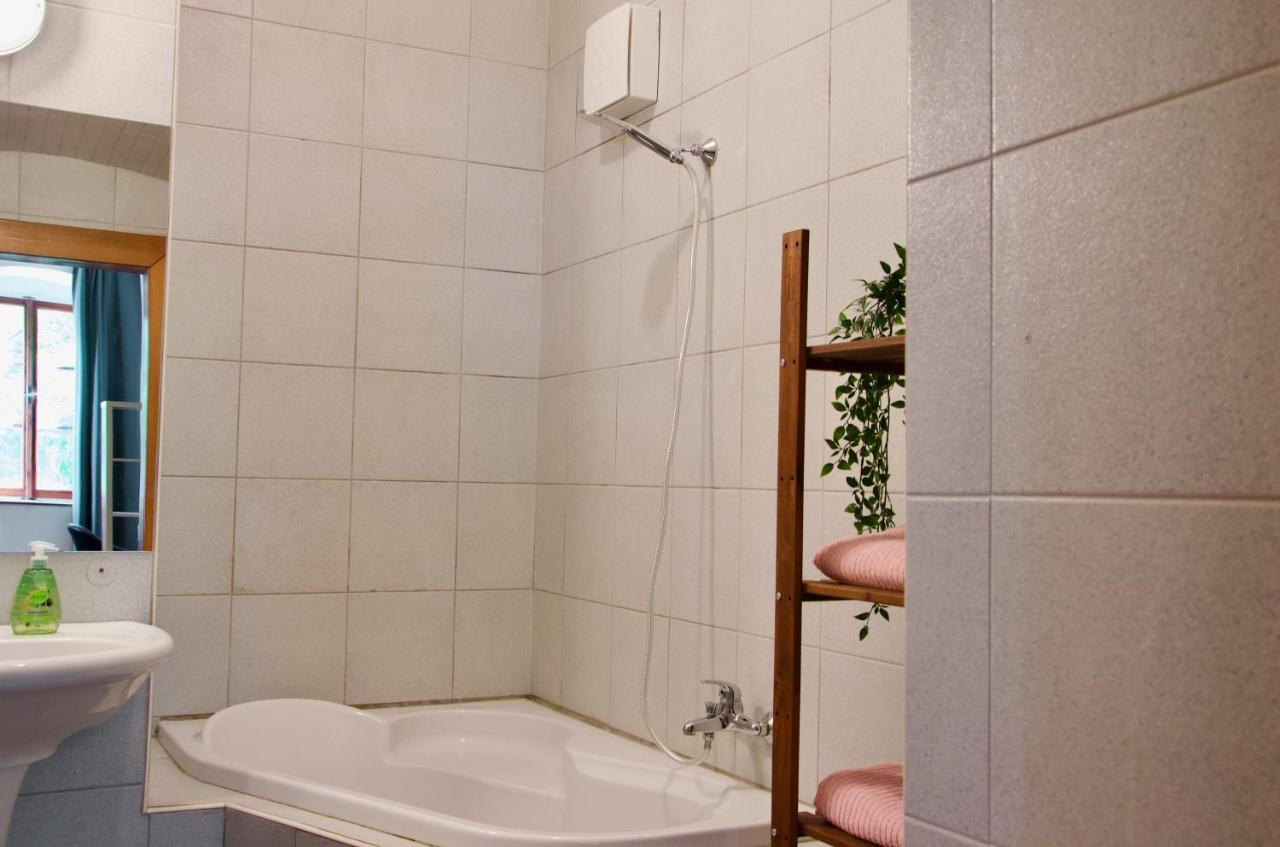 Elephants Apartments Братислава Екстериор снимка